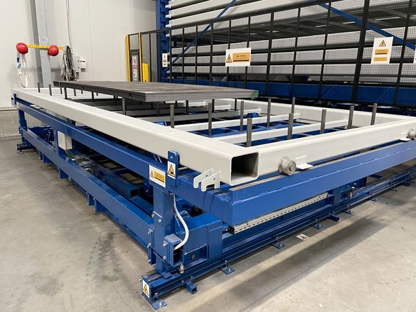 Container al Turnului MS pentru tablă metalică