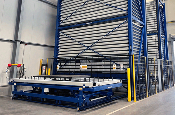 Sistem de depozitare verticală semiautomatizat pentru produse grele tip Tower